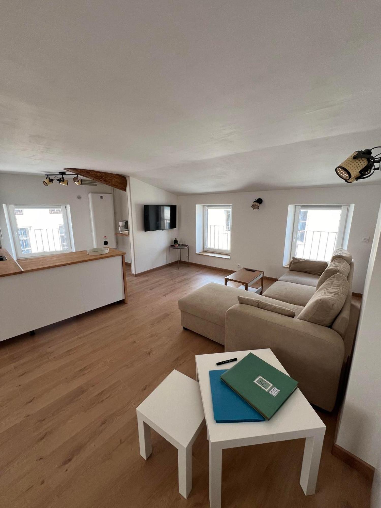 Chez Lucie&Pierre Appartement Relaxant - Centre Ville Verdun - Gere Par Prestazen'Services المظهر الخارجي الصورة